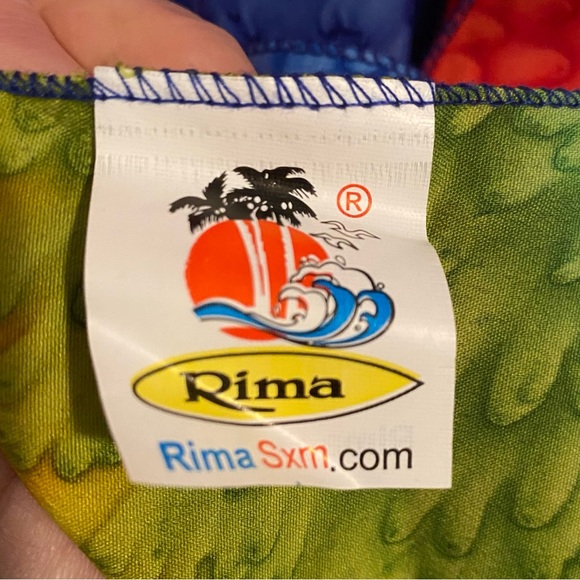 Stunning Multi-wear Beach / Pool Wrap Sarong - Picture 6 of 7